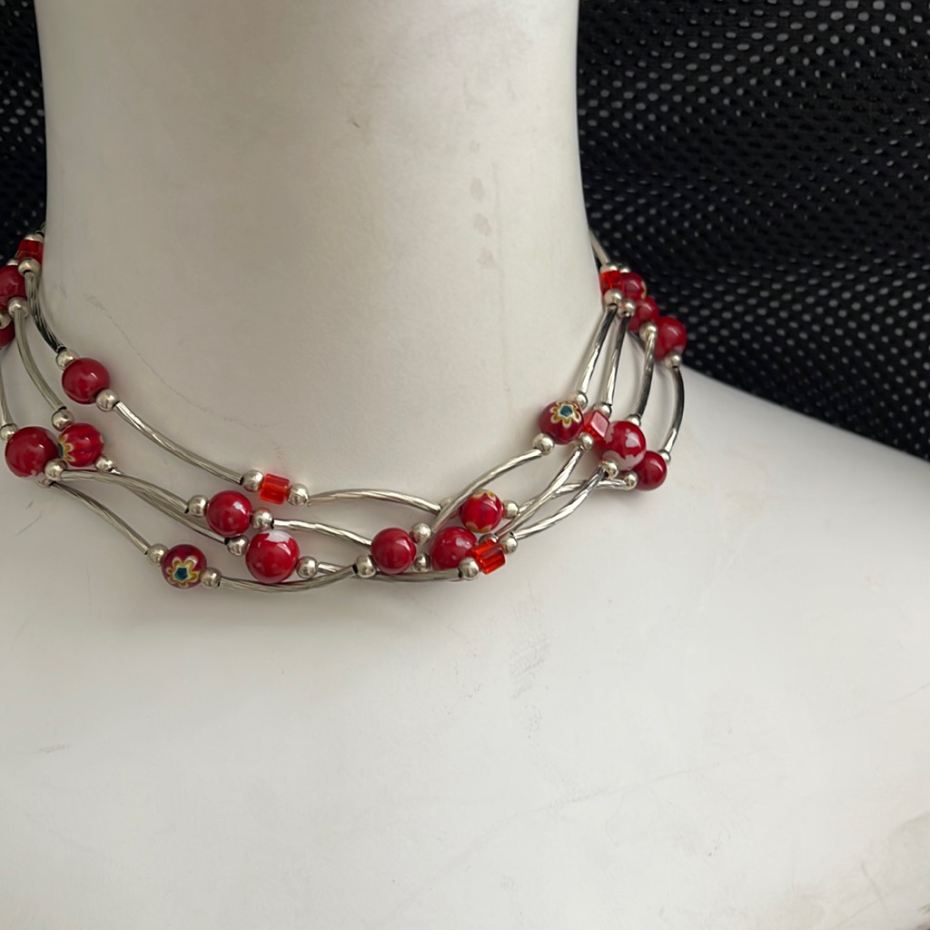 Necklace 20$